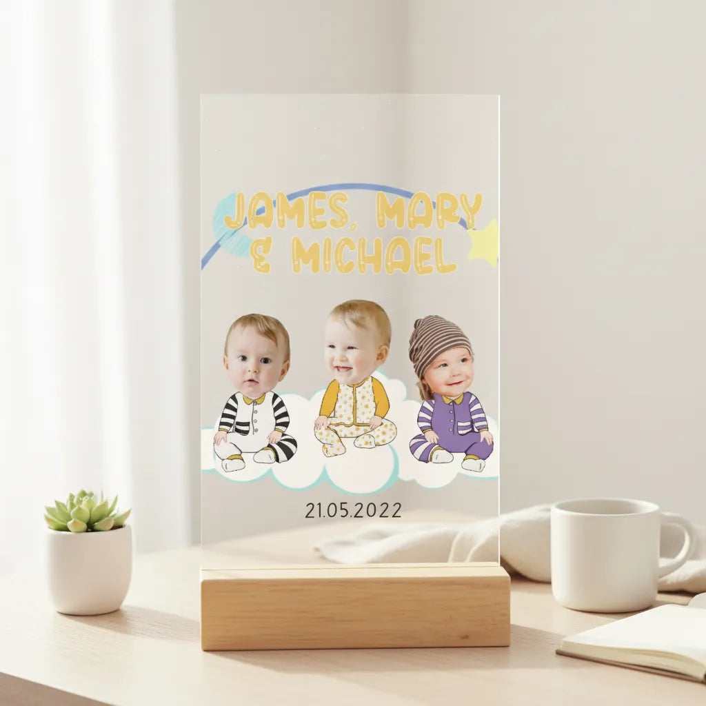 Babygesicht Ausschnitt Acrylschild mit Holzständer